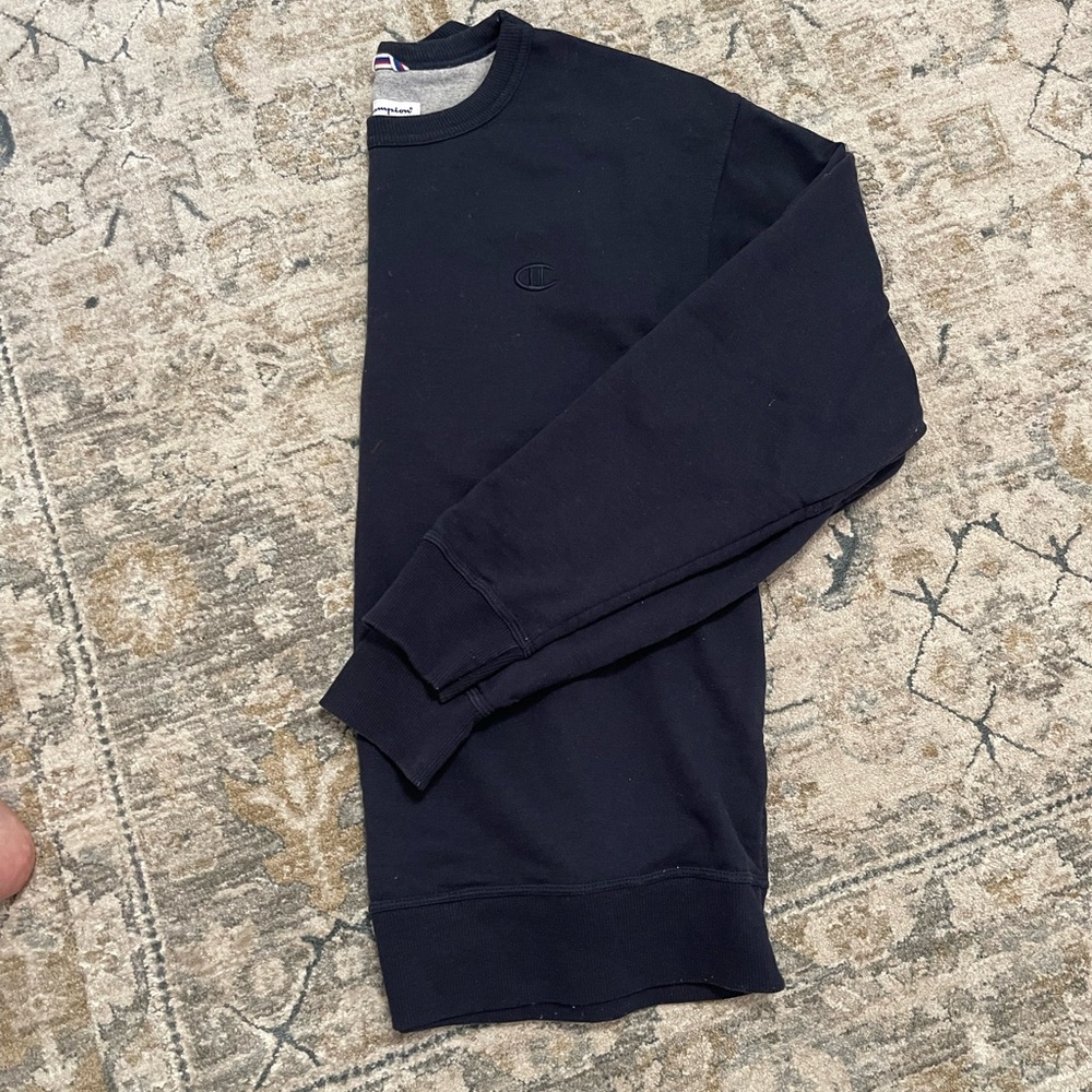 Navy Blue Champion Crew Neck Sweatshirt (L)